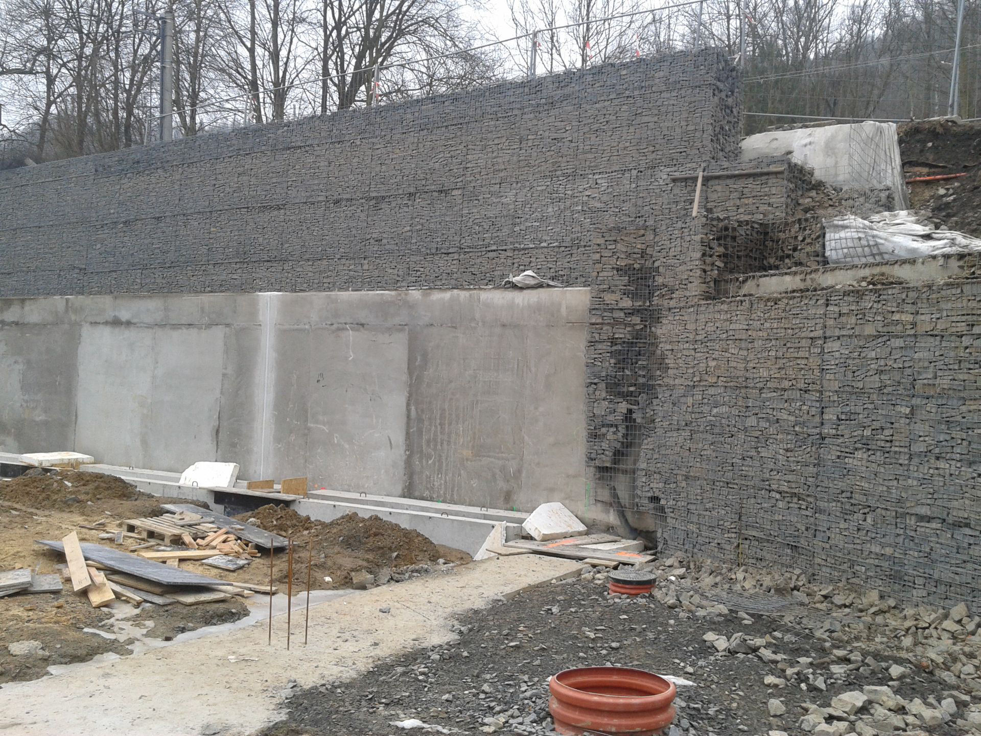 Gabiony opěrné zdi zpevnění svahů A-Construct s.r.o.