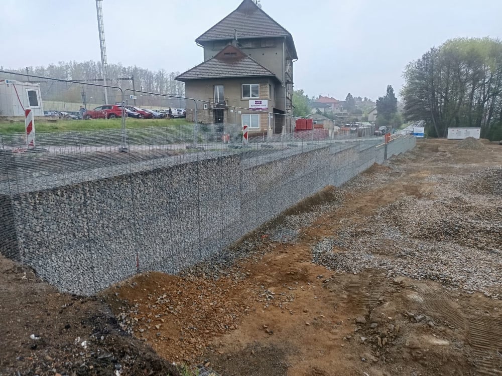 Olbramovice opěrné zdi